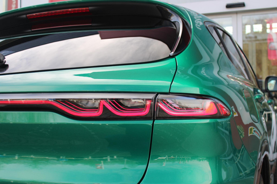 Alfa Romeo Tonale 1.5T Hybrid 160PK VELOCE | AFNEEMBARE TREKHAAK | PREMIUM PACK: LEDEREN BEKLEDING/GEVENTILEERDE VOORSTOELEN/4-VOUDIG ELEKTRISCH VERSTELBARE LENDESTEUN VOORSTOELEN/ELEKTRISCH BEDIENBARE VOORSTOELEN/GEHEUGEN OP DE BESTUUDERSSTOEL/HOOGGLANS ZWARTE RAAMOMLIJSTING/AMBIENT LIGHTING | TECHNOLOGY PACK: PARKEERWAARSCHUWING VOOR EN ACHTER/360° CAMERA/AUTOMATISCH INPARKEREN/ AUTONOMOUS DRIVING LEVEL 2: ADAPTIVE CRUISE CONTROL/LANE CENTERING ASSIST/TRAFFIC JAM ASSIST DODEHOEK DETECTIE AUTOMATISCH DIMMENDE BUITENSPIEGELS ELEKTRISCH BEDIENBARE ACHTERKLEP | WINTERPACK: STOELVERWARMING