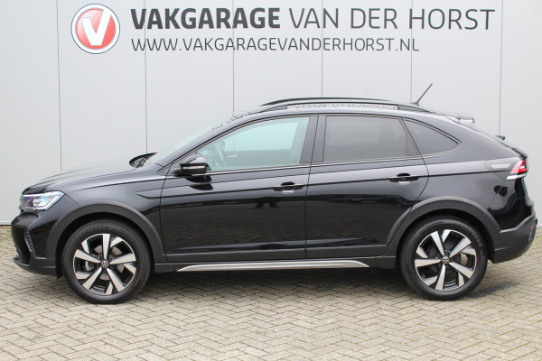 Volkswagen Taigo 1.0-96pk TSI Edition. Zeer nette en luxe hoogzitter, slechts 33.500km ! Airco, cruise cntrl adaptief, camera, pdc achter, trekhaak, LED verlichting, Apple Carplay/Android auto, bluetooth telefoonvoorb., digitaal dashboard etc.