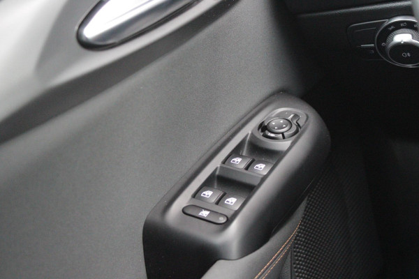 Alfa Romeo Tonale 1.5T Hybrid 160PK VELOCE | PREMIUM PACK: LEDEREN BEKLEDING/GEVENTILEERDE VOORSTOELEN/4-VOUDIG ELEKTRISCH VERSTELBARE LENDESTEUN VOORSTOELEN/HOOGGLANS ZWARTE RAAMOMLIJSTING/AMBIENT LIGHTING | TECHNOLOGY PACK: PARKEERWAARSCHUWING VOOR EN ACHTER/360° CAMERA/AUTOMATISCH INPARKEREN/ AUTONOMOUS DRIVING LEVEL 2: ADAPTIVE CRUISE CONTROL/LANE CENTERING ASSIST/TRAFFIC JAM ASSIST DODEHOEK DETECTIE AUTOMATISCH DIMMENDE BUITENSPIEGELS ELEKTRISCH BEDIENBARE ACHTERKLEP | WINTERPACK: STOELVERWARMING VOOR/STUURVERWARMING/VERWARMBARE RUITENSPROEIERS | 19" LICHTMETALEN VELGEN  | DRAADLOZ