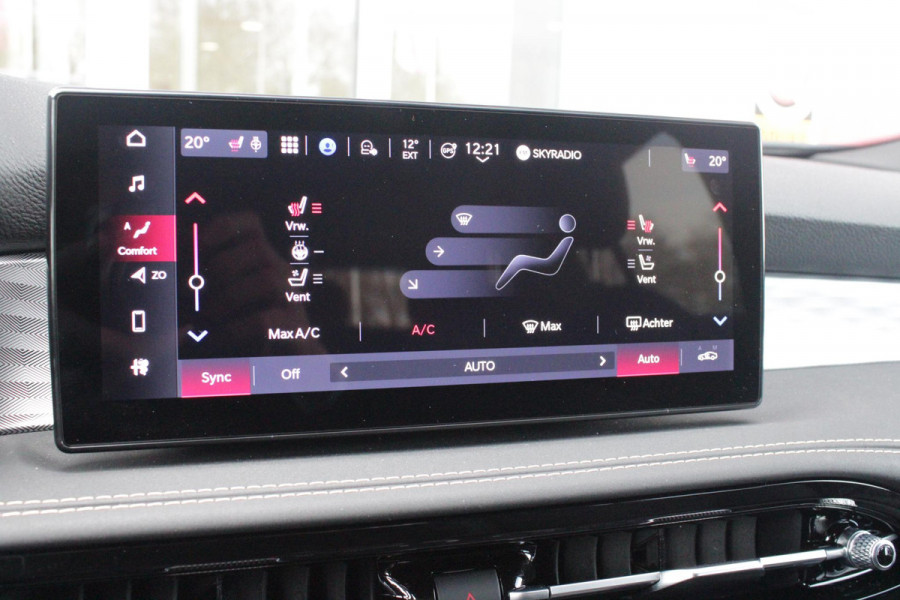 Alfa Romeo Tonale 1.5T Hybrid 160PK VELOCE | PREMIUM PACK: LEDEREN BEKLEDING/GEVENTILEERDE VOORSTOELEN/4-VOUDIG ELEKTRISCH VERSTELBARE LENDESTEUN VOORSTOELEN/HOOGGLANS ZWARTE RAAMOMLIJSTING/AMBIENT LIGHTING | TECHNOLOGY PACK: PARKEERWAARSCHUWING VOOR EN ACHTER/360° CAMERA/AUTOMATISCH INPARKEREN/ AUTONOMOUS DRIVING LEVEL 2: ADAPTIVE CRUISE CONTROL/LANE CENTERING ASSIST/TRAFFIC JAM ASSIST DODEHOEK DETECTIE AUTOMATISCH DIMMENDE BUITENSPIEGELS ELEKTRISCH BEDIENBARE ACHTERKLEP | WINTERPACK: STOELVERWARMING VOOR/STUURVERWARMING/VERWARMBARE RUITENSPROEIERS | 19" LICHTMETALEN VELGEN  | DRAADLOZ