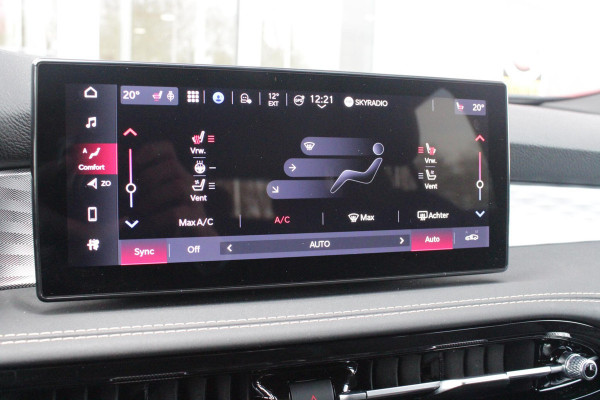 Alfa Romeo Tonale 1.5T Hybrid 160PK VELOCE | PREMIUM PACK: LEDEREN BEKLEDING/GEVENTILEERDE VOORSTOELEN/4-VOUDIG ELEKTRISCH VERSTELBARE LENDESTEUN VOORSTOELEN/HOOGGLANS ZWARTE RAAMOMLIJSTING/AMBIENT LIGHTING | TECHNOLOGY PACK: PARKEERWAARSCHUWING VOOR EN ACHTER/360° CAMERA/AUTOMATISCH INPARKEREN/ AUTONOMOUS DRIVING LEVEL 2: ADAPTIVE CRUISE CONTROL/LANE CENTERING ASSIST/TRAFFIC JAM ASSIST DODEHOEK DETECTIE AUTOMATISCH DIMMENDE BUITENSPIEGELS ELEKTRISCH BEDIENBARE ACHTERKLEP | WINTERPACK: STOELVERWARMING VOOR/STUURVERWARMING/VERWARMBARE RUITENSPROEIERS | 19" LICHTMETALEN VELGEN  | DRAADLOZ