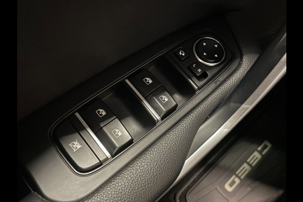Kia Ceed Sportswagon 1.6 GDI PHEV ExecutiveLine|LEDER|PANO|AFN.TREKH|ACC|ANDROID+CARPLAY|STUUR+STOELVERW/VENT|CAMERA|1EIG|IN. BTW|