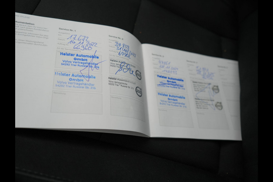 Volvo XC40 T4 Recharge Inscription PHEV 211pk Dealer O.H | Panodak | Camera | Keyless | 18"L.M | Apple Carplay | Stoelverwarming | El. Achterklep | Plug In Hybrid |