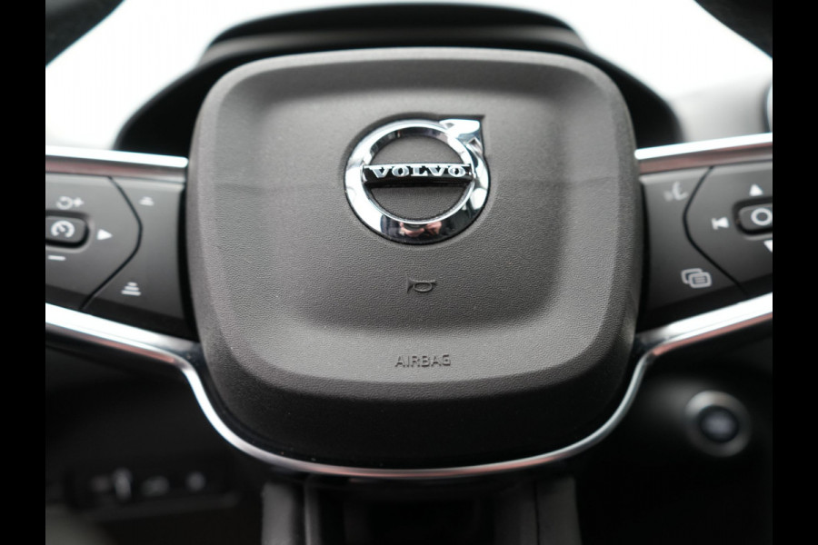 Volvo XC40 T4 Recharge Inscription PHEV 211pk Dealer O.H | Panodak | Camera | Keyless | 18"L.M | Apple Carplay | Stoelverwarming | El. Achterklep | Plug In Hybrid |