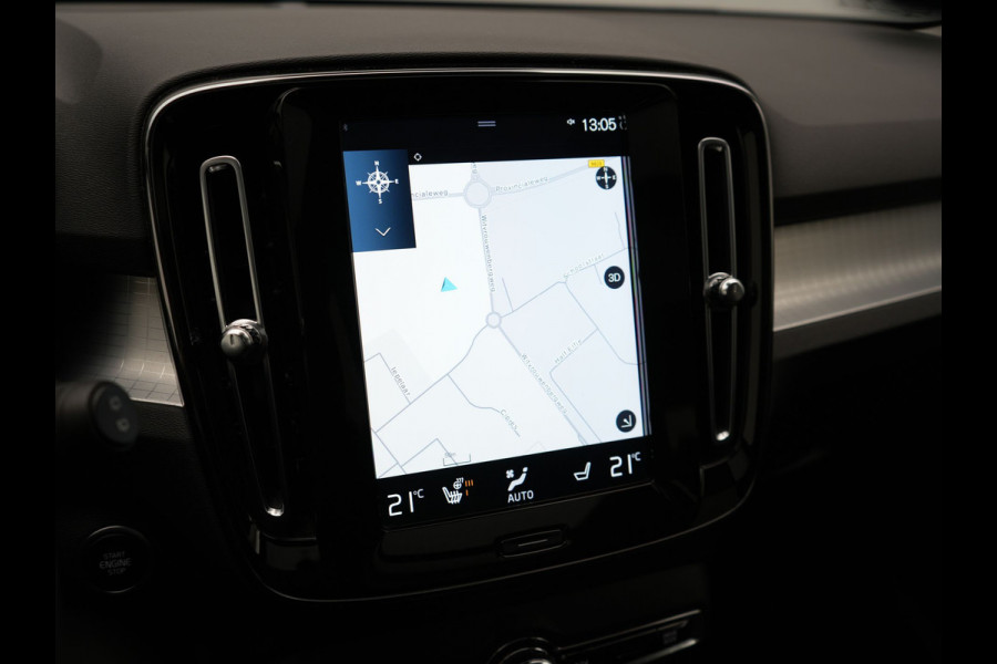 Volvo XC40 T4 Recharge Inscription PHEV 211pk Dealer O.H | Panodak | Camera | Keyless | 18"L.M | Apple Carplay | Stoelverwarming | El. Achterklep | Plug In Hybrid |