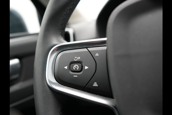 Volvo XC40 T4 Recharge Inscription PHEV 211pk Dealer O.H | Panodak | Camera | Keyless | 18"L.M | Apple Carplay | Stoelverwarming | El. Achterklep | Plug In Hybrid |