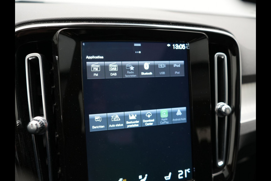 Volvo XC40 T4 Recharge Inscription PHEV 211pk Dealer O.H | Panodak | Camera | Keyless | 18"L.M | Apple Carplay | Stoelverwarming | El. Achterklep | Plug In Hybrid |