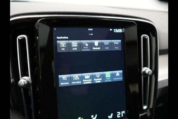 Volvo XC40 T4 Recharge Inscription PHEV 211pk Dealer O.H | Panodak | Camera | Keyless | 18"L.M | Apple Carplay | Stoelverwarming | El. Achterklep | Plug In Hybrid |