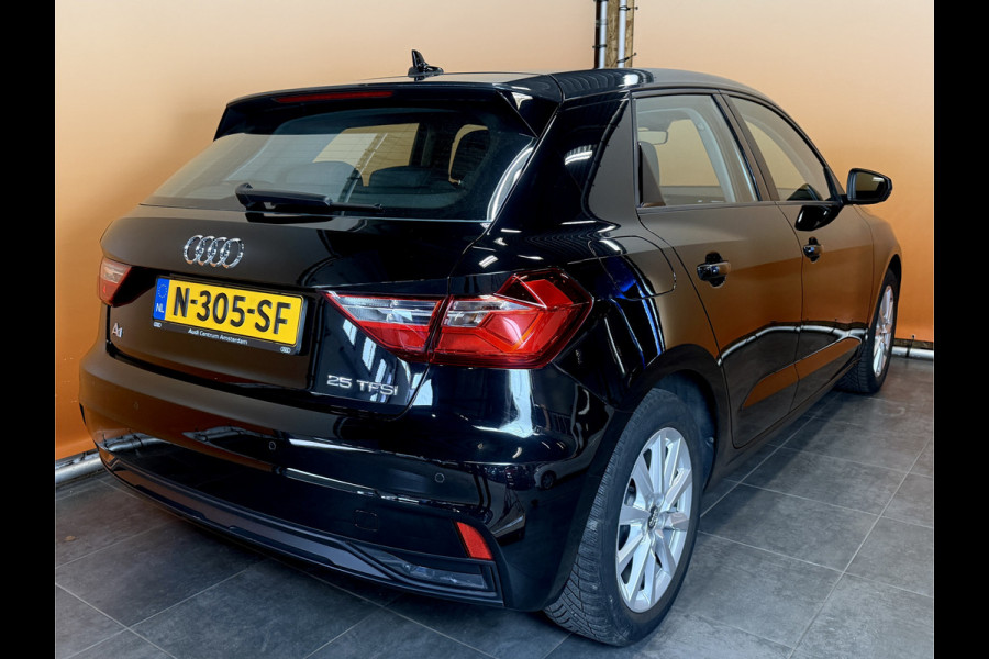 Audi A1 Sportback 25 TFSI epic lmw | stuurbediening