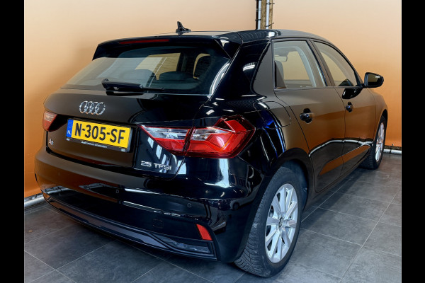 Audi A1 Sportback 25 TFSI epic lmw | stuurbediening