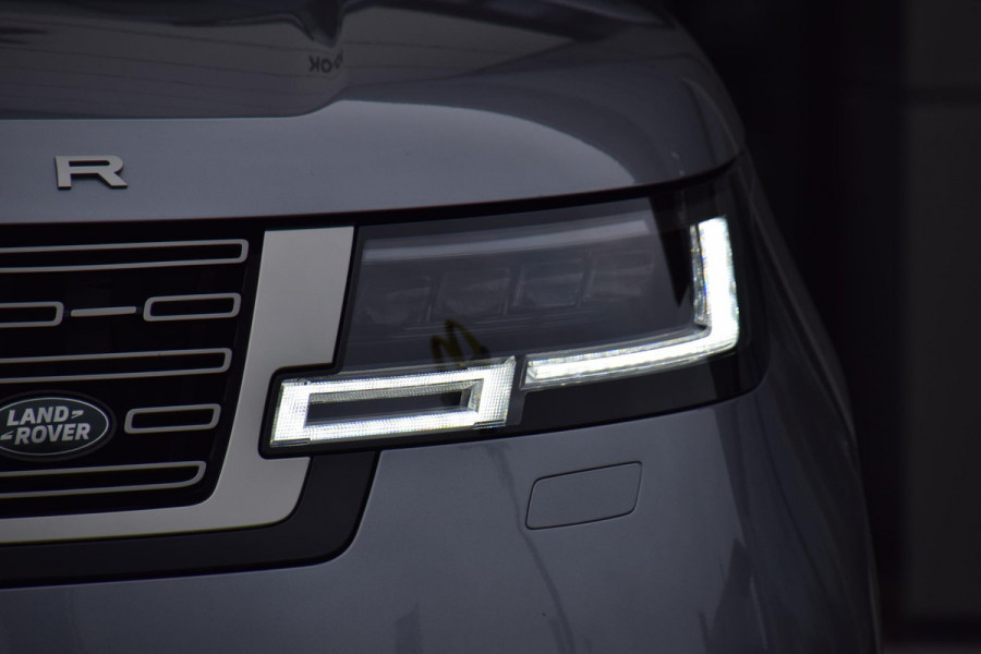 Land Rover Range Rover P460e SE PHEV