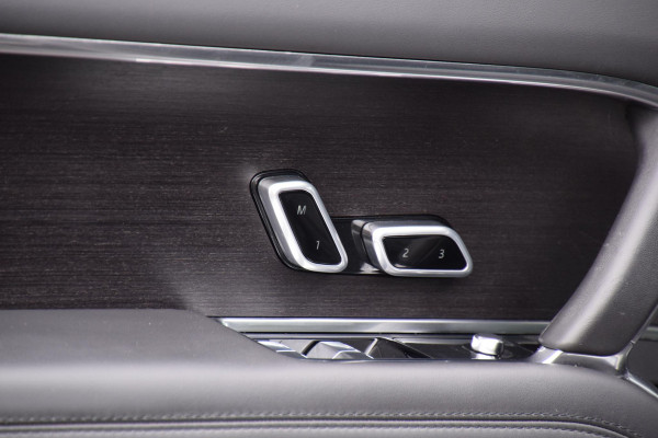 Land Rover Range Rover P460e SE PHEV