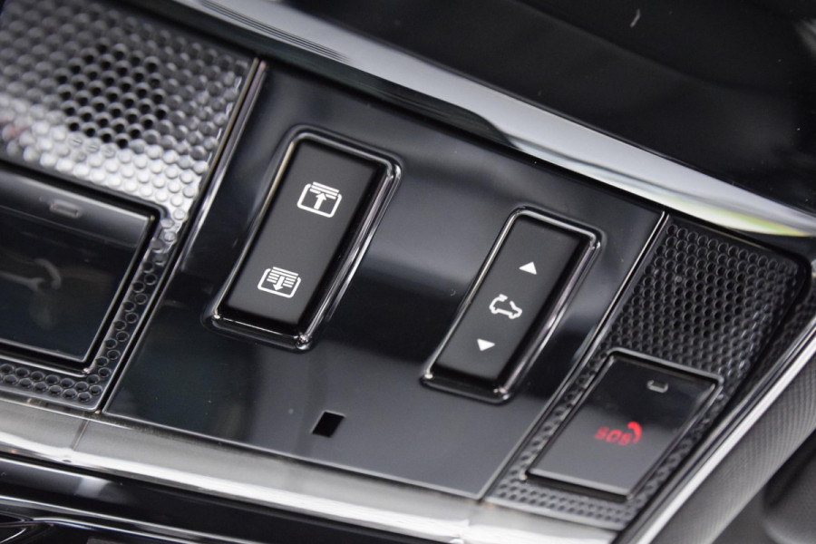 Land Rover Range Rover P460e SE PHEV