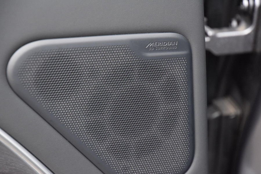 Land Rover Range Rover P460e SE PHEV