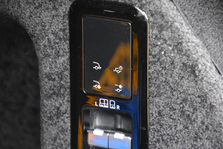 Land Rover Range Rover P460e SE PHEV