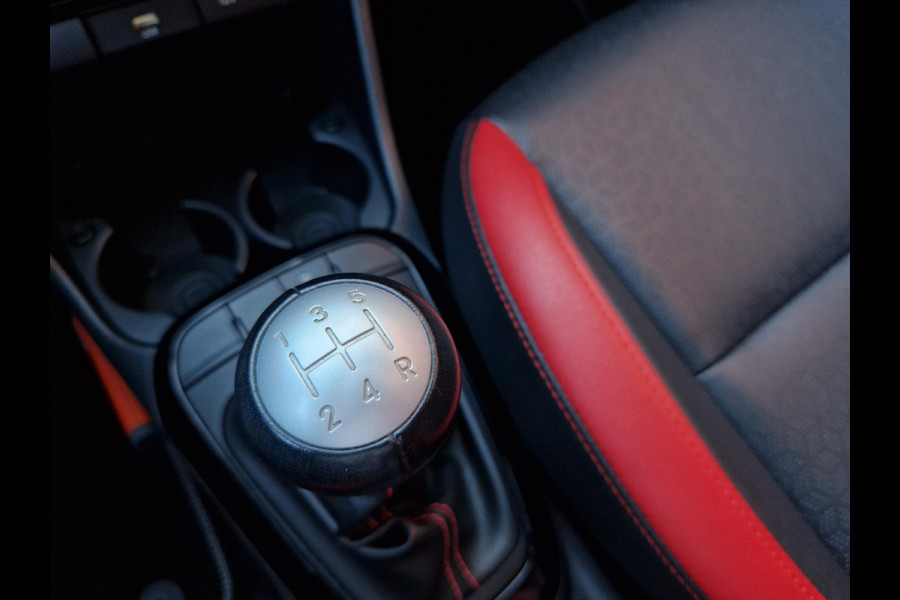 Kia Picanto 1.0 DPi GT-Line | Camera | Navi | Leder | Key-Less | 15” Velgen | Clima | PDC | Cruise | LED |