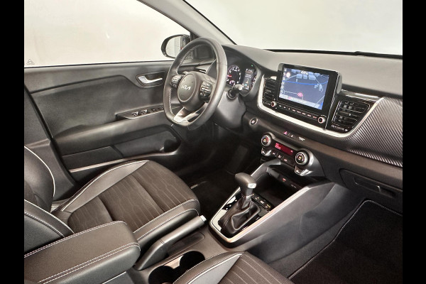 Kia Stonic 1.0 T-GDi MHEV GT-Line Navigatie Apple Carplay/Android Auto Camera Parkeersensoren Cruise Control Stoel- en stuurverwarming Half leder Climate Controln Lichtmetalen velgen