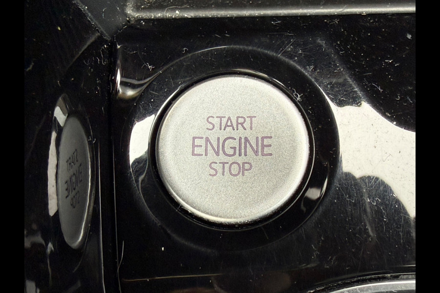 Volkswagen T-Cross 1.0 TSI AUTOMAAT 110 pk 2 X R-Line, trekhaak, dealer onderhouden, 1 e eigenaar, NL auto met nap