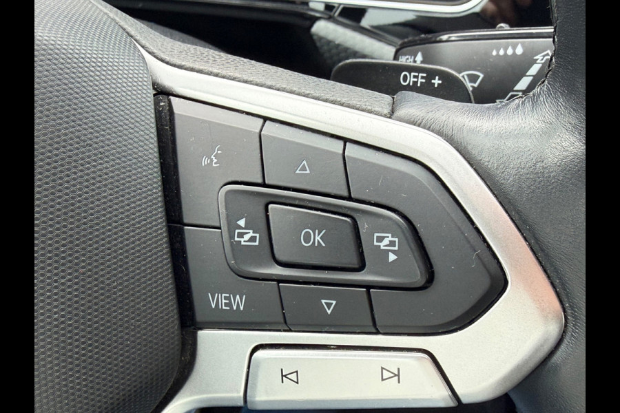 Volkswagen T-Cross 1.0 TSI AUTOMAAT 110 pk 2 X R-Line, trekhaak, dealer onderhouden, 1 e eigenaar, NL auto met nap