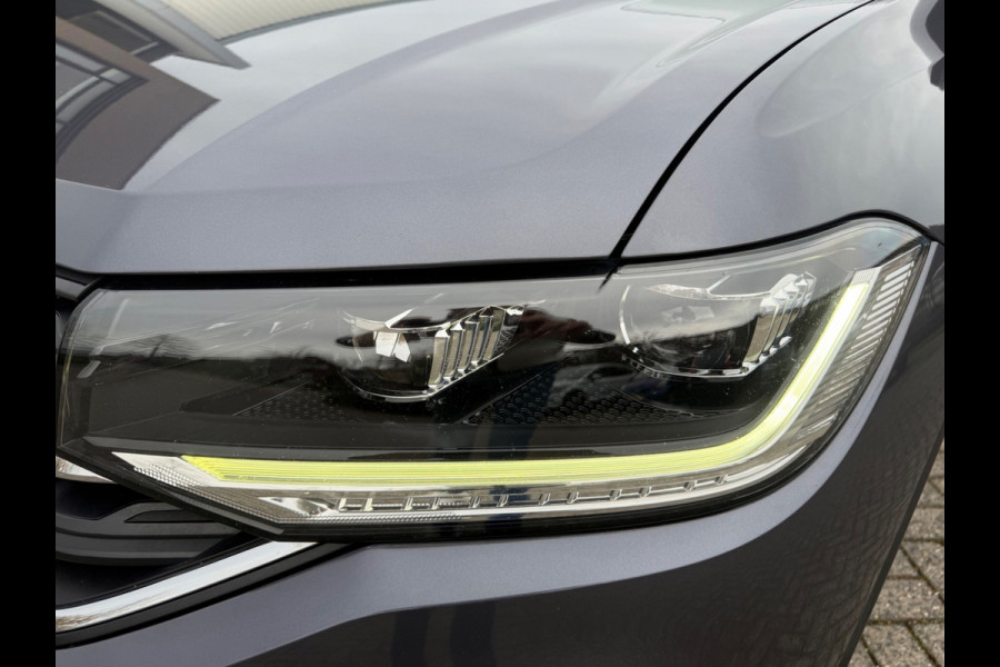 Volkswagen T-Cross 1.0 TSI AUTOMAAT 110 pk 2 X R-Line, trekhaak, dealer onderhouden, 1 e eigenaar, NL auto met nap