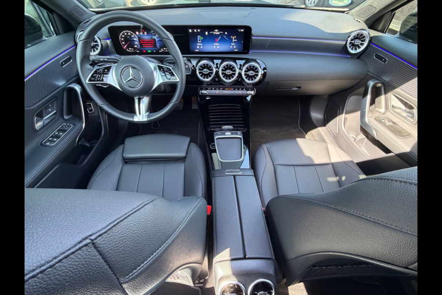 Mercedes-Benz A-Klasse 250 e Star Edition, 1e eigenaar, NAP, Pano, Leder, KeyLess