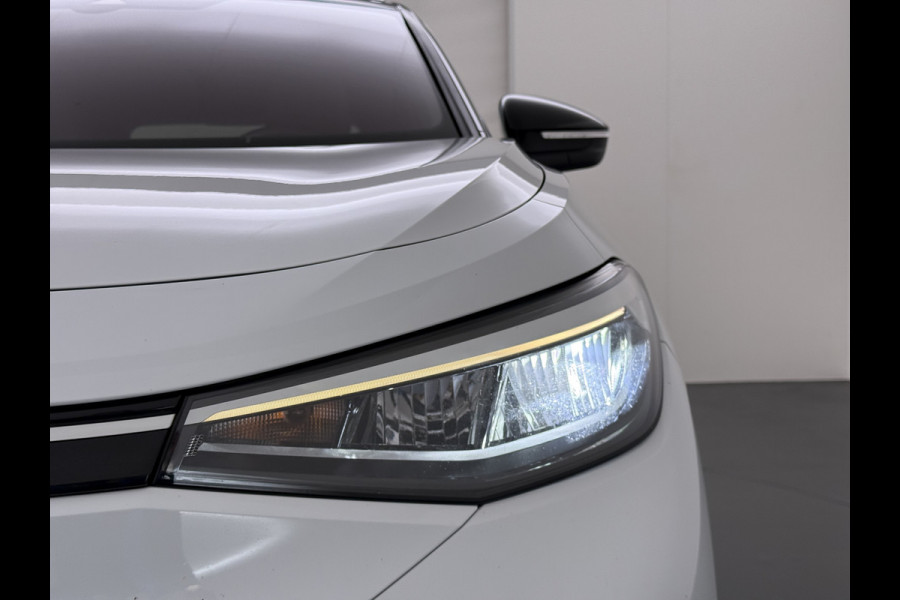 Volkswagen ID.4 204PK First 77kWh SOH 91% Leer/Alcantara Adap.Cruise Camera Apple Carplay Android Navi Ecc Pdc-a+v Lmv 20" Stoel+Stuurverwarming Led Bordherkenning Voor-Klimatisering Semi-Autopilot App-Connect E-sound Front-Assist Origineel Nederlandse Auto