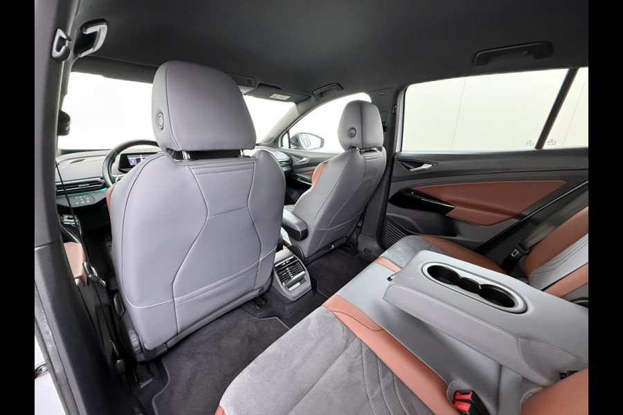 Volkswagen ID.4 204PK First 77kWh SOH 91% Leer/Alcantara Adap.Cruise Camera Apple Carplay Android Navi Ecc Pdc-a+v Lmv 20" Stoel+Stuurverwarming Led Bordherkenning Voor-Klimatisering Semi-Autopilot App-Connect E-sound Front-Assist Origineel Nederlandse Auto
