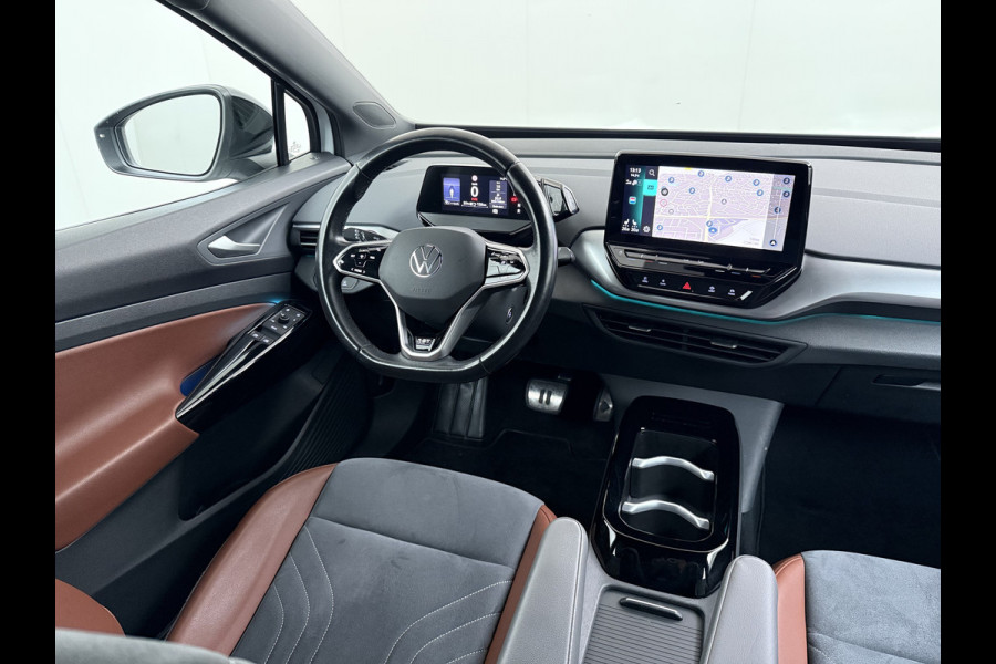 Volkswagen ID.4 204PK First 77kWh SOH 91% Leer/Alcantara Adap.Cruise Camera Apple Carplay Android Navi Ecc Pdc-a+v Lmv 20" Stoel+Stuurverwarming Led Bordherkenning Voor-Klimatisering Semi-Autopilot App-Connect E-sound Front-Assist Origineel Nederlandse Auto