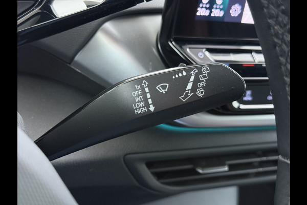 Volkswagen ID.4 204PK First 77kWh SOH 91% Leer/Alcantara Adap.Cruise Camera Apple Carplay Android Navi Ecc Pdc-a+v Lmv 20" Stoel+Stuurverwarming Led Bordherkenning Voor-Klimatisering Semi-Autopilot App-Connect E-sound Front-Assist Origineel Nederlandse Auto