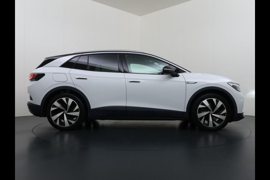 Volkswagen ID.4 204PK First 77kWh SOH 91% Leer/Alcantara Adap.Cruise Camera Apple Carplay Android Navi Ecc Pdc-a+v Lmv 20" Stoel+Stuurverwarming Led Bordherkenning Voor-Klimatisering Semi-Autopilot App-Connect E-sound Front-Assist Origineel Nederlandse Auto