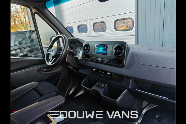 Mercedes-Benz Sprinter L2 H2 Automaat 317 3500 Trekhaak MBUX NAP BOTT Inrichting Standkachel Omvormer (Nieuwe motor 70km)