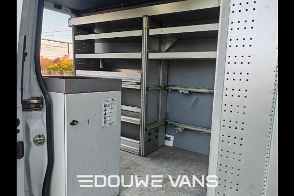 Mercedes-Benz Sprinter L2 H2 Automaat 317 3500 Trekhaak MBUX NAP BOTT Inrichting Standkachel Omvormer (Nieuwe motor 70km)