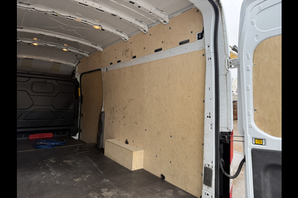 Ford E-Transit 184PK 68kWh L4H3 316km WLTP 96,2% (SOH) BEV Snelladen Carplay Climate control Laadkabel 360° camera Parkeersensoren voor achter Stoelverwarming