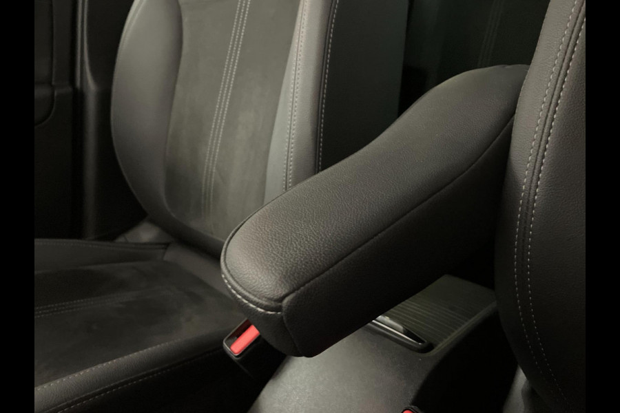 Opel Crossland 1.2 Turbo Elegance 130PK AUTOMAAT AIRCO NAVI CRUISE CAMERA ALCANTARA HEAD UP STOELVERW TREKHAAK NIEUWSTAAT