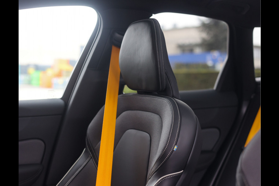 Volvo XC60 T8 AWD Polestar Engineered | Pano - Trekhaak - Bowers&Wilkins