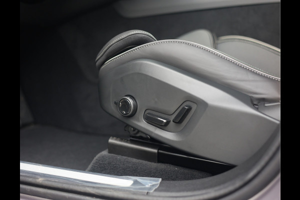 Volvo XC60 T8 AWD Polestar Engineered | Pano - Trekhaak - Bowers&Wilkins