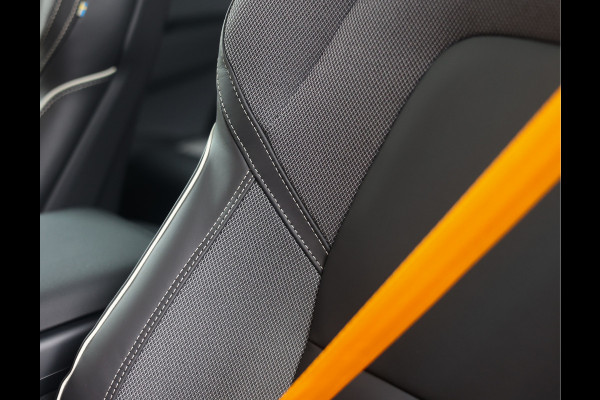 Volvo XC60 T8 AWD Polestar Engineered | Pano - Trekhaak - Bowers&Wilkins
