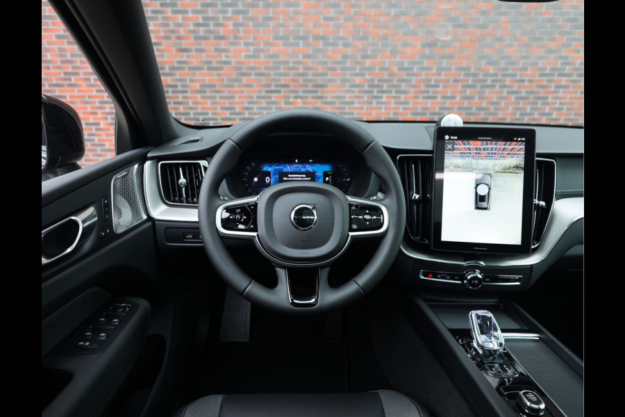 Volvo XC60 T8 AWD Polestar Engineered | Pano - Trekhaak - Bowers&Wilkins