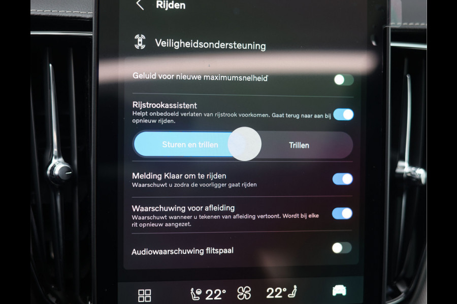 Volvo XC60 T8 AWD Polestar Engineered | Pano - Trekhaak - Bowers&Wilkins