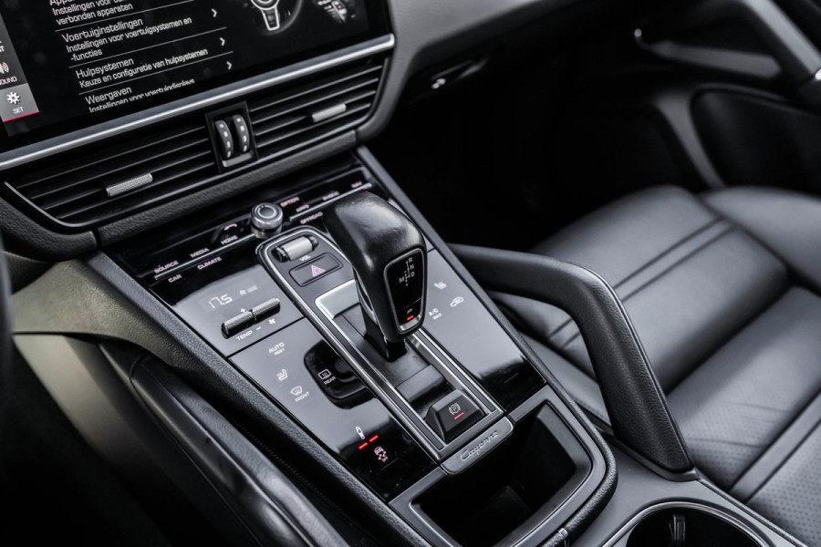 Porsche Cayenne Coupé 3.0 PANO LED LEDER