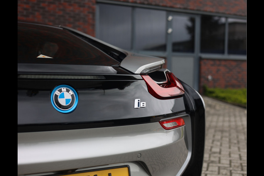 BMW i8 | Laserlicht - Carplay - Facelift