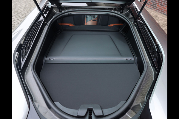 BMW i8 | Laserlicht - Carplay - Facelift