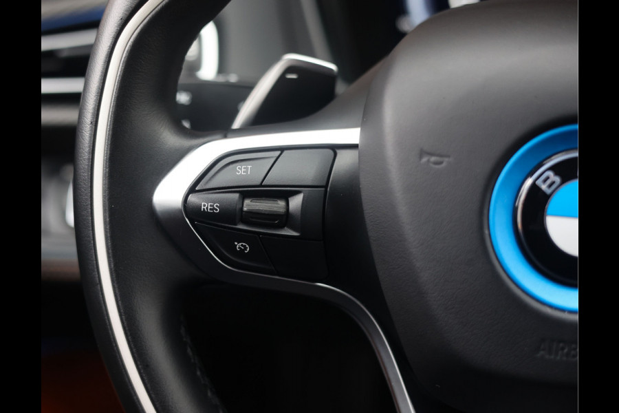 BMW i8 | Laserlicht - Carplay - Facelift