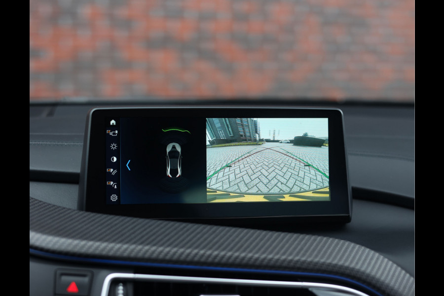 BMW i8 | Laserlicht - Carplay - Facelift