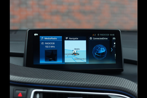 BMW i8 | Laserlicht - Carplay - Facelift