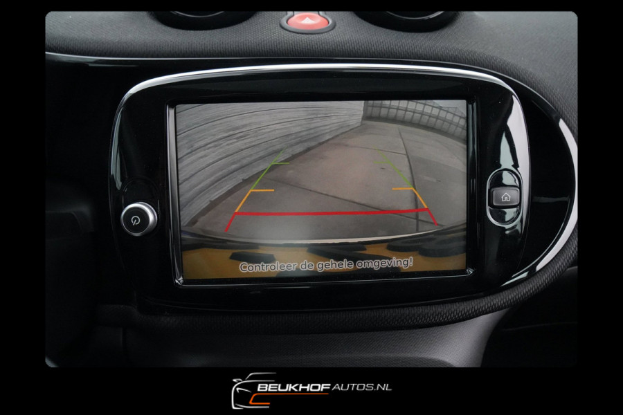 Smart Fortwo EQ Comfort PLUS 18 kWh Sport Leer Camera Pano