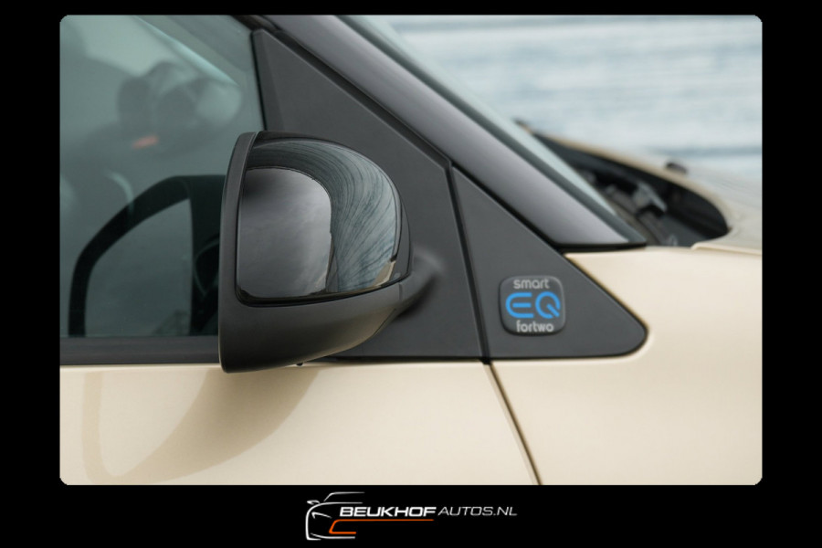 Smart Fortwo EQ Comfort PLUS 18 kWh Sport Leer Camera Pano