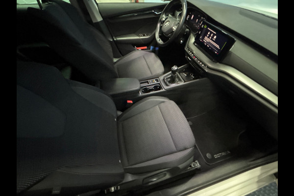 Škoda Octavia Combi 1.0 TSI Business Edition Navi | Clima| Cruise | Trekhaak