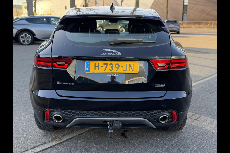Jaguar E-Pace 2.0 P200 AWD R-Dynamic VAN: 31.900,- VOOR 29.877,- UW LENTEVOORDEEL: 2.023,- | RIJKLAARPRIJS INCL 12 MND BOVAG GARANTIE| PANO| ELEK. ACHTERKLEP| ELEK. STOEL| LEER| TREKHAAK LED