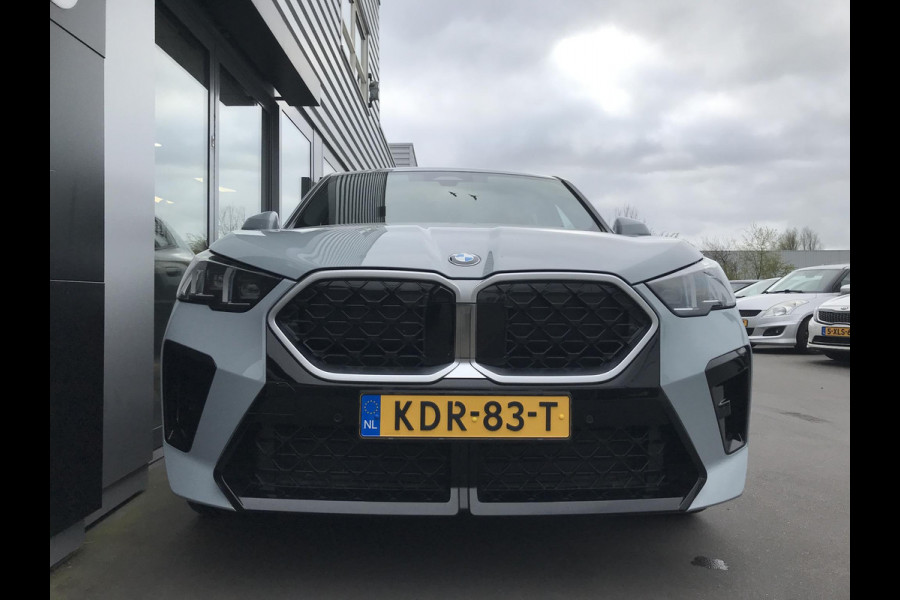 BMW X2 sDrive20i M-sport Automaat